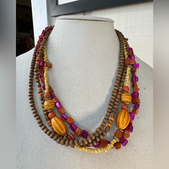 Three Pink and orange dyed shell statement necklaces - Picture 5 of 11